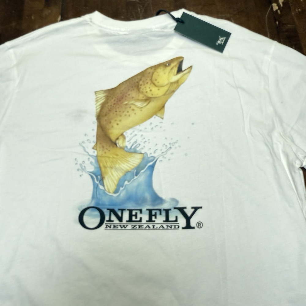 New Rodd & Gunn 2XL‎ One Fly Freshwater Fishing T-shirt with trout graphic NWT